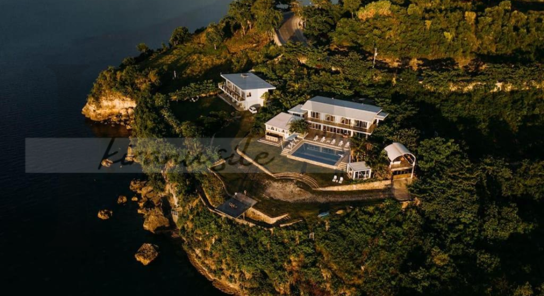 Read more about the article Exclusive Cliff Mansions: Discover Luxury Living Above the Horizon